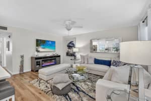 685 Flanders O, Delray Beach, FL 33484 - MLS#R11124353