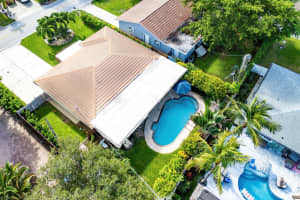 817 S Lake Drive, Lantana, FL 33462 Sold 10/17/25