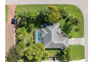 4302 SW Appleseed Road, Port Saint Lucie, FL 34953 - MLS#R11124379
