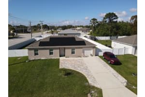 402 NE Mainsail Street, Port Saint Lucie, FL 34983 - MLS#R11124484