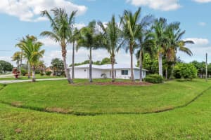 2699 SE Caladium Avenue, Port Saint Lucie, FL 34952 - MLS#R11124510
