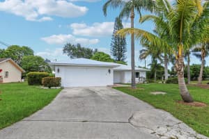 2699 SE Caladium Avenue, Port Saint Lucie, FL 34952 - MLS#R11124510