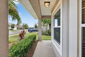 868 NE Whistling Duck Way, Port Saint Lucie, FL 34983 - MLS#R11124539