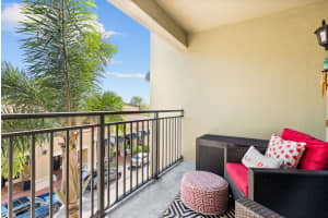 4883 Pga Boulevard 305, Palm Beach Gardens, FL 33418 - MLS#R11124543