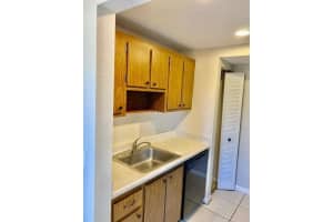 2124 Sherwood Forest Boulevard 35, West Palm Beach, FL 33415 - MLS#R11124607