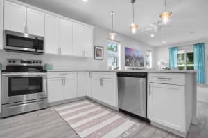 1033 Mango Drive, Delray Beach, FL 33444 Sold 10/27/25