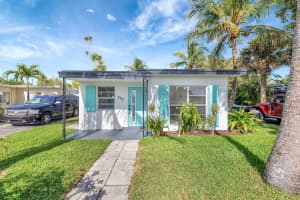 325 De Carie Street, Delray Beach, FL 33444 - MLS#R11124691