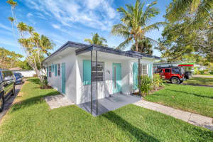 325 De Carie Street, Delray Beach, FL 33444 - MLS#R11124691