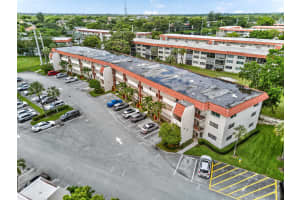 681 S Hollybrook Drive 302, Pembroke Pines, FL 33025 - MLS#R11124704