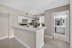 2640 S University Drive 220, Davie, FL 33328 Sold 12/02/25