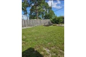 765 SE Floresta Drive, Port Saint Lucie, FL 34983 Sold 10/28/25