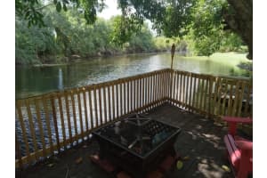 5820 SE Smith Avenue, Stuart, FL 34997 - MLS#R11124820