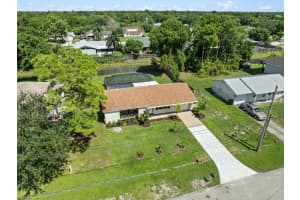 213 SW Chapman Avenue, Port Saint Lucie, FL 34984 - MLS#R11124835