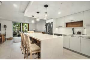 1100 Scotia Drive 105, Hypoluxo, FL 33462 - MLS#R11124860