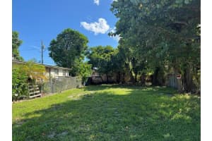 00 St Street, West Palm Beach, FL 33407 Sold 10/23/25