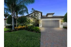 564 SE Monet Drive, Port Saint Lucie, FL 34984 - MLS#R11124909