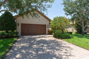 10274 Prato Street, Wellington