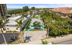 711 Ocean Drive, Fort Pierce, FL 34949 - MLS#R11124945