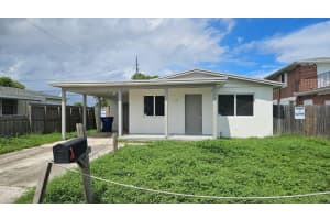 958 W 3rd Street, Riviera Beach, FL 33404 - MLS#R11124964