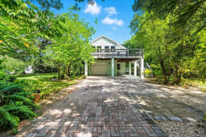 1398 Sw Palm City Road, Stuart