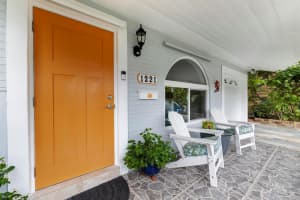 1221 N M Street, Lake Worth Beach, FL 33460 Sold 11/17/25