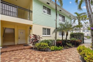 49 SE 7th Avenue 3, Delray Beach, FL 33445 - MLS#R11124997
