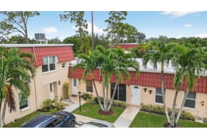 638 Marlboro Oval 638, Lake Worth, FL 33467 - MLS#R11125017