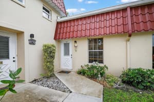 638 Marlboro Oval 638, Lake Worth, FL 33467 - MLS#R11125017