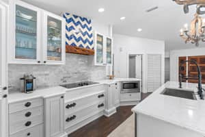 160 Parkwood Drive, Royal Palm Beach, FL 33411 - MLS#R11125020