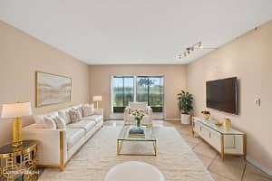 7286 Huntington Lane 103, Delray Beach, FL 33446 Sold 01/07/26