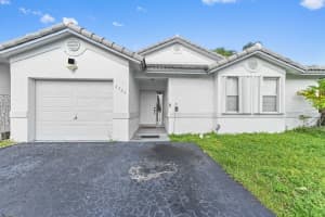 3325 NW 79th Way, Davie, FL 33024 - MLS#R11125032