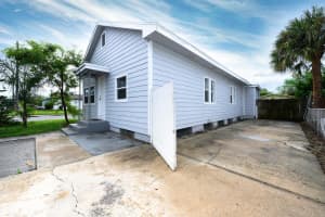 701 Washington Avenue, Lake Worth Beach, FL 33460 Sold 12/19/25