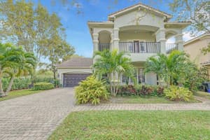 599 Cresta Circle, West Palm Beach, FL 33413 - MLS#R11125080