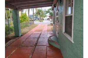 121 S B Street, Lake Worth Beach, FL 33460 - MLS#R11125084