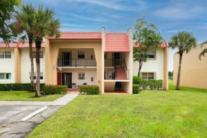 125 Lake Evelyn Drive, West Palm Beach, FL 33411 - MLS#R11125099