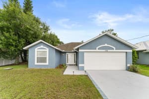 590 SW Jeanne Avenue, Port Saint Lucie, FL 34953 - MLS#R11125105