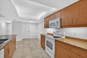 2255 Lindell Boulevard 4305, Delray Beach, FL 33444 - MLS#R11125158