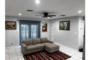 548 NW 2nd Way A5, Deerfield Beach, FL 33441 - MLS#R11125187