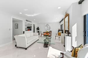 1924 Presidential Way 2-C, West Palm Beach, FL 33401 - MLS#R11125192