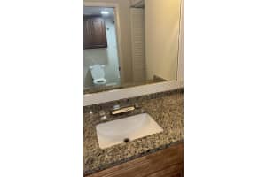 1733 Village 110 Boulevard 110, West Palm Beach, FL 33409 - MLS#R11125194
