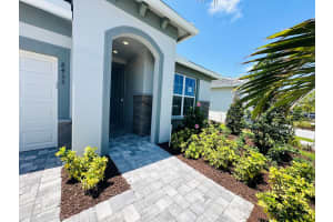 8433 Beagle Terrace, Vero Beach, FL 32967 - MLS#R11125201