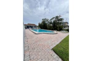 658 6th Court, Boynton Beach, FL 33435 - MLS#R11125222