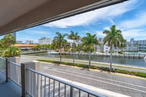 250 Layne Boulevard 312, Hallandale Beach