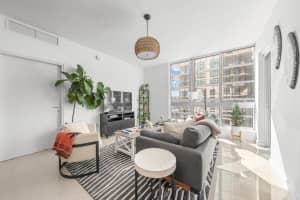 300 S Biscayne Boulevard T-3604, Miami, FL 33131 - MLS#R11125289