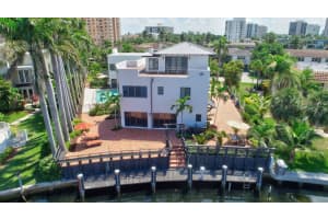 1121 Bel Air Drive 4, Highland Beach