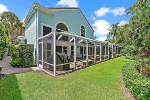 7 Grand Bay Circle, Juno Beach, FL 33408 - MLS#R11125338