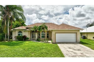 2820 SE Tate Avenue, Port Saint Lucie, FL 34984 - MLS#R11125365