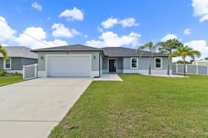 5515 Nw Downs Street, Port St. Lucie, Fl 34986, Port Saint Lucie