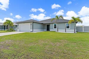 5515 NW Downs Street, Port Saint Lucie, FL 34986 - MLS#R11125367