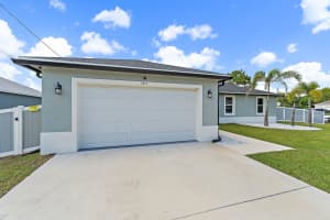 5515 NW Downs Street, Port Saint Lucie, FL 34986 - MLS#R11125367